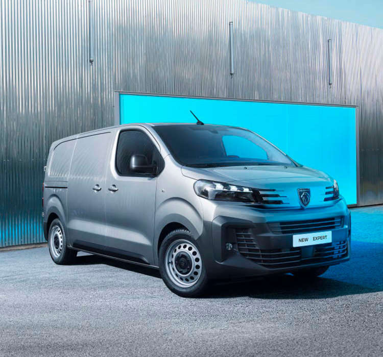 Peugeot Expert, вигляд спереду з правого боку